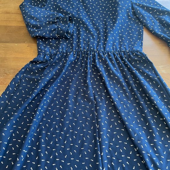 Tabby of California | Vintage Career Dress Blue Women’s Size 6 with Rose Pattern - Picture 6 of 10